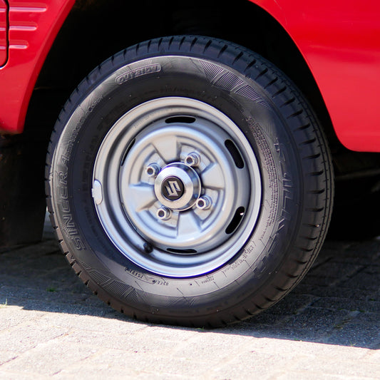 Suzuki Carry SK410 Wieldop Naafdop inlay